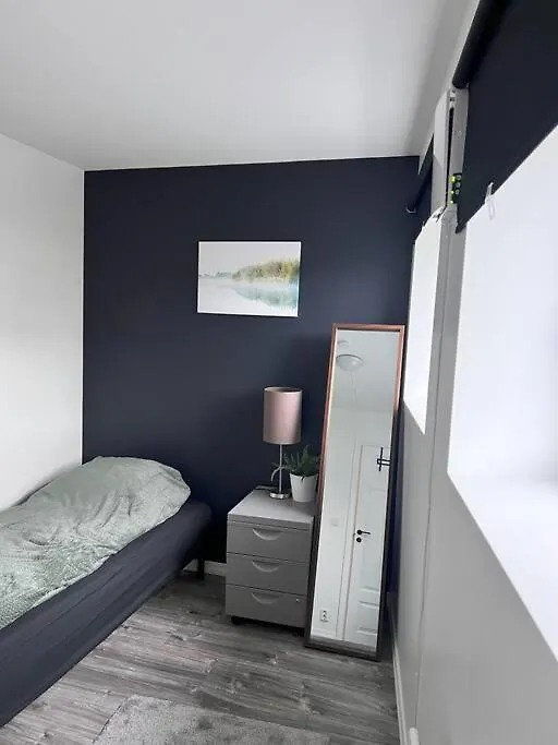 Spacious And Beautiful Apartment In Bergen With Free Parking