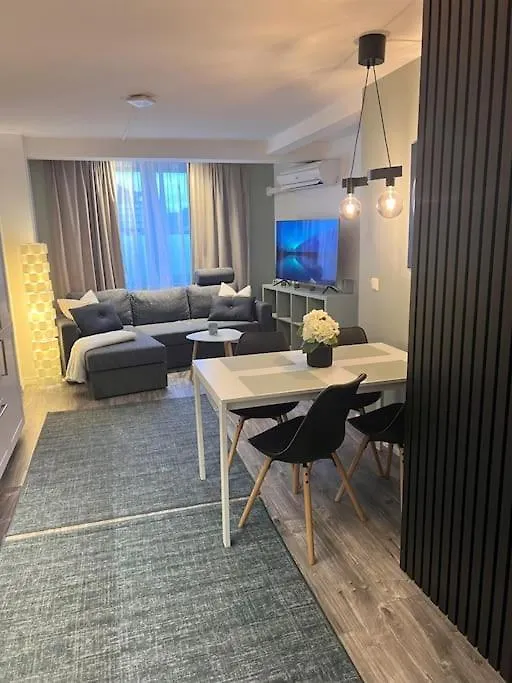 Spacious And Beautiful Apartment In Bergen With Free Parking