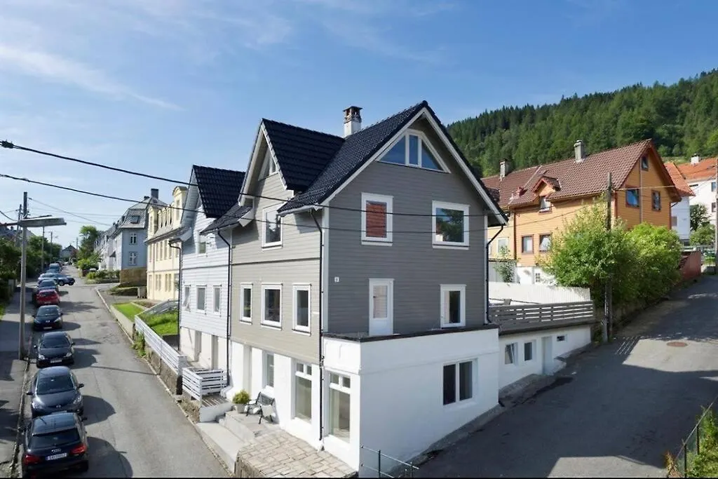 Spacious And Beautiful Apartment In Bergen With Free Parking Norwegen